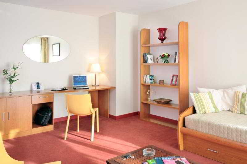 Hotel Quality Suites Maisons-Laffitte Paris Ouest Kültér fotó